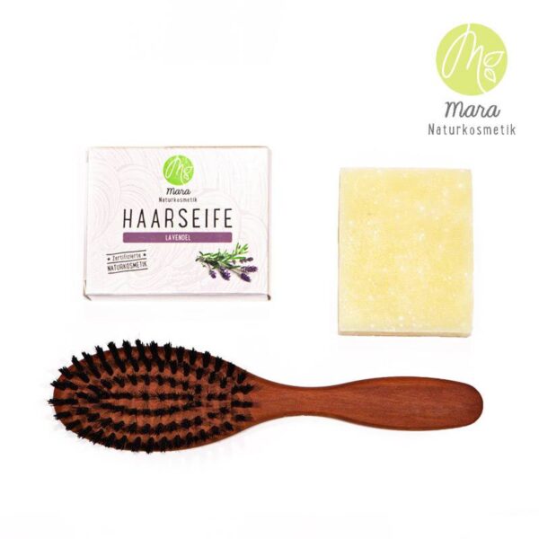 Haarseife Lavendel - Mara Kosmetik Naturseifen Manufaktur Produktbild mit und ohne Verpackung und Dekoration